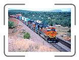 BNSF 7777 East approaching East Eagle Nest, AZ. April 2007 * 800 x 557 * (196KB)